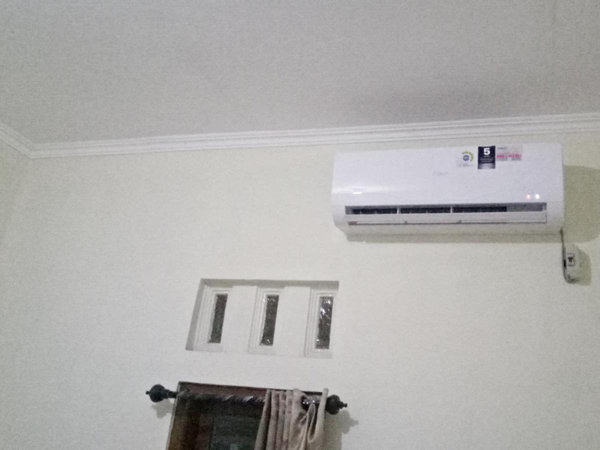 Wisma Andali Syariah Near Rsud Cideres マジャレンカ エクステリア 写真