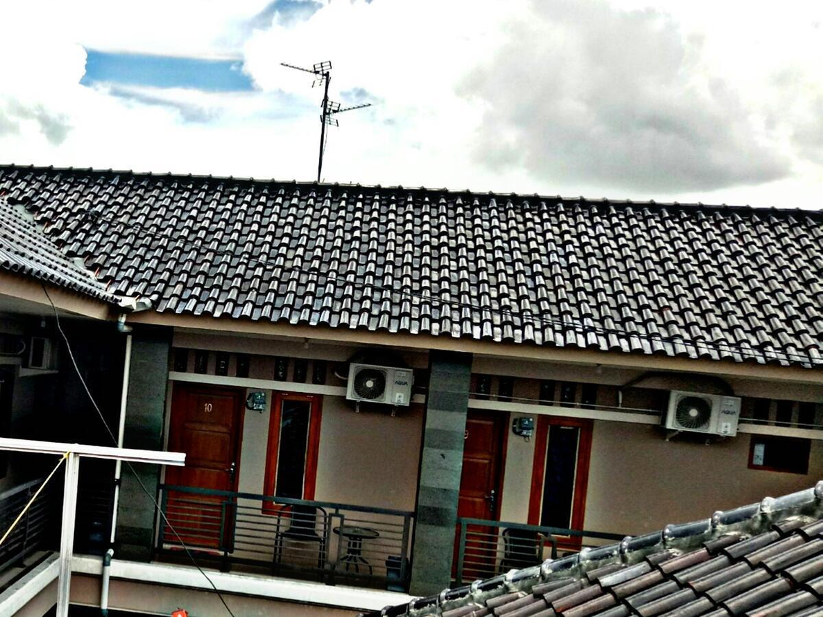 Wisma Andali Syariah Near Rsud Cideres マジャレンカ エクステリア 写真